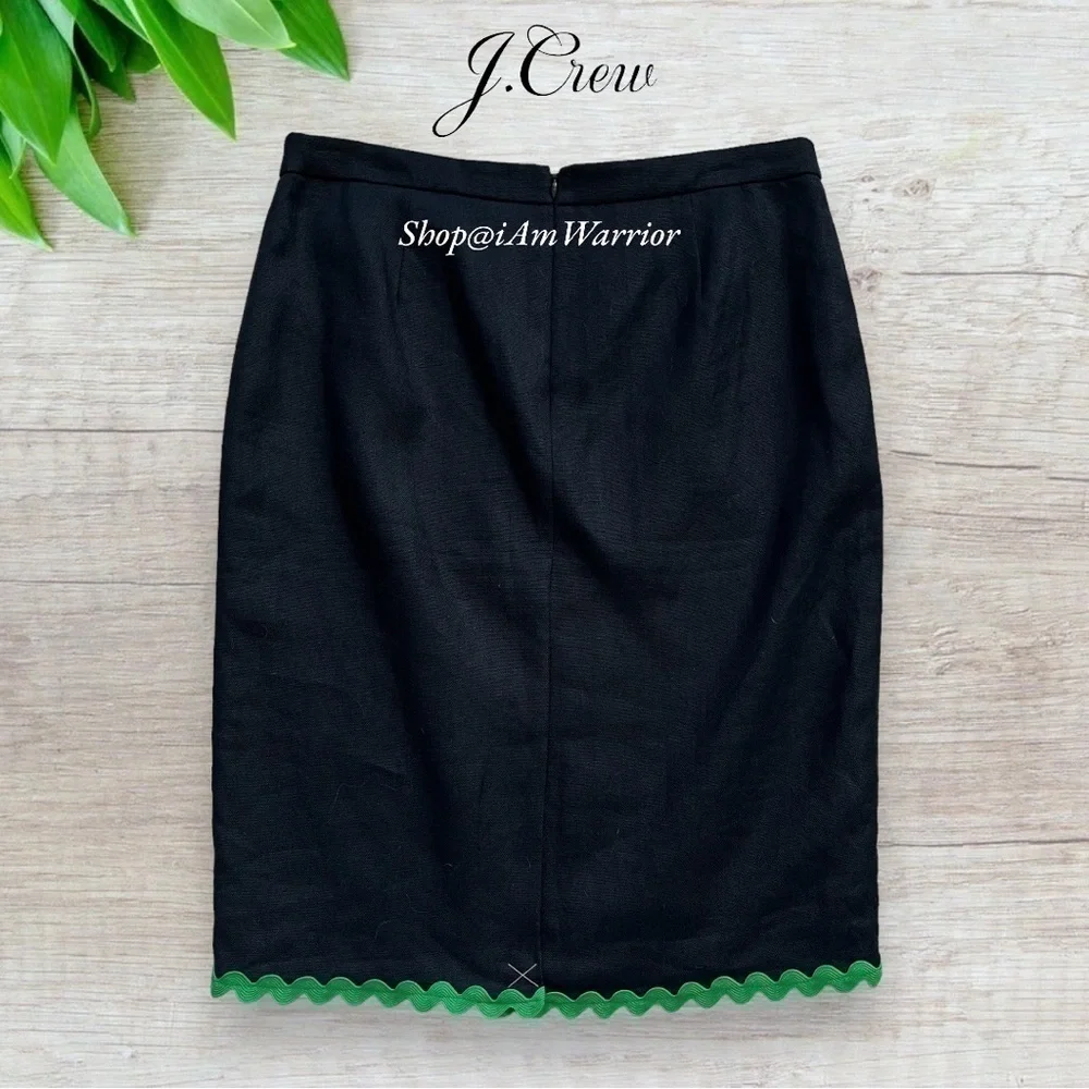 J.Crew NWT navy pencil skirt with Kelly green scallop trim *shop@iamwarrior